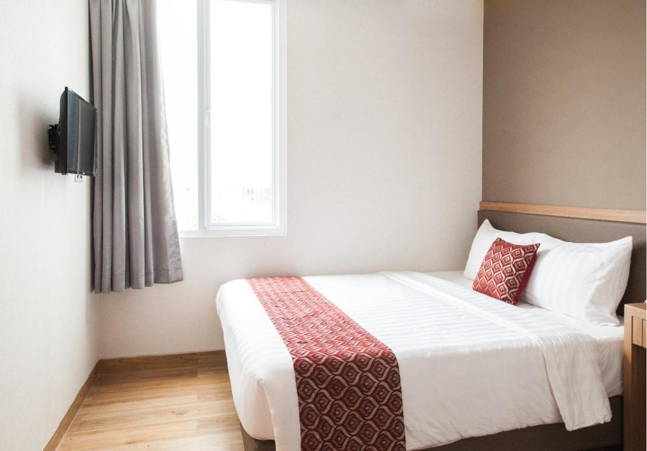Grand Caman Hotel Bekasi Zewnętrze zdjęcie