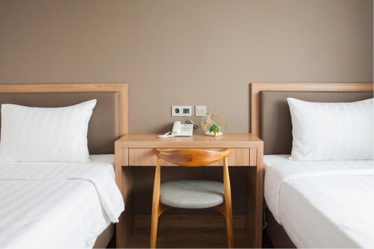 Grand Caman Hotel Bekasi Zewnętrze zdjęcie
